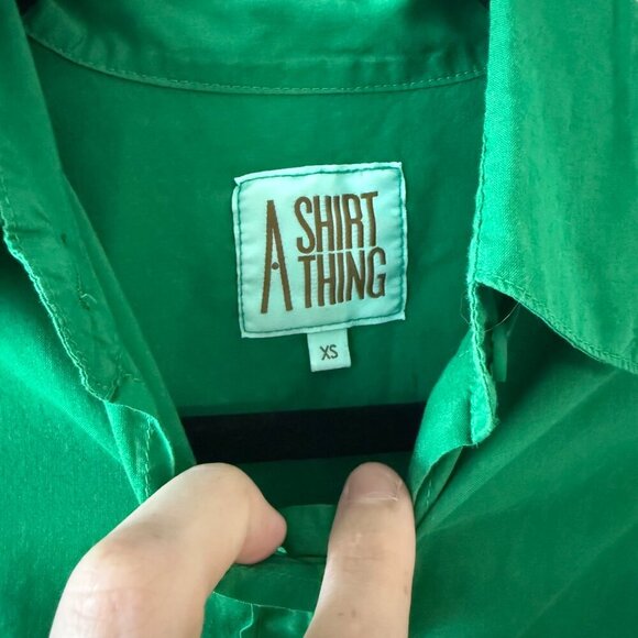 A Shirt Thing Green Button Up Long Sleeve Blouse Size XS - Picture 4 of 6
